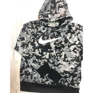 ナイキ(NIKE)のNIKE ナイキ　裏起毛スウェットパーカー(ジャケット/上着)