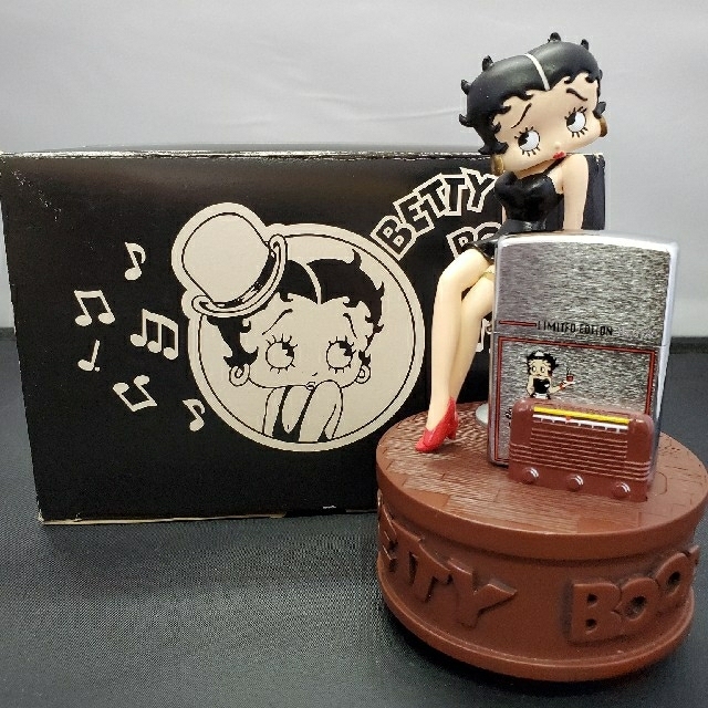 Zippoライター　BETTY BOOP(オルゴール付き)