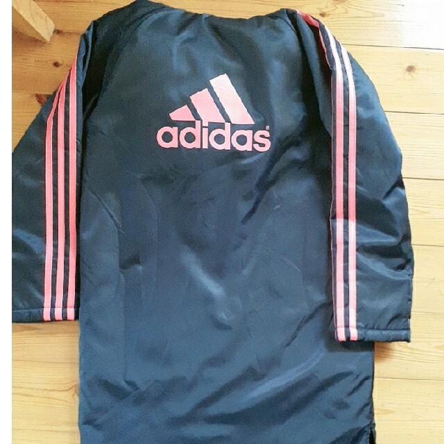 adidas(アディダス)のadidas140 ベンチコート キッズ/ベビー/マタニティのキッズ服女の子用(90cm~)(コート)の商品写真