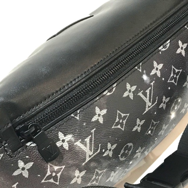 LOUIS VUITTON(ルイヴィトン)のルイヴィトン LOUIS VUITTON ディスカバリー・バムバッグ M44444 モノグラムギャラクシー ウエストバッグ ボディバッグ モノグラムギャラクシーキャンバス ブラック 未使用 メンズのバッグ(ボディーバッグ)の商品写真