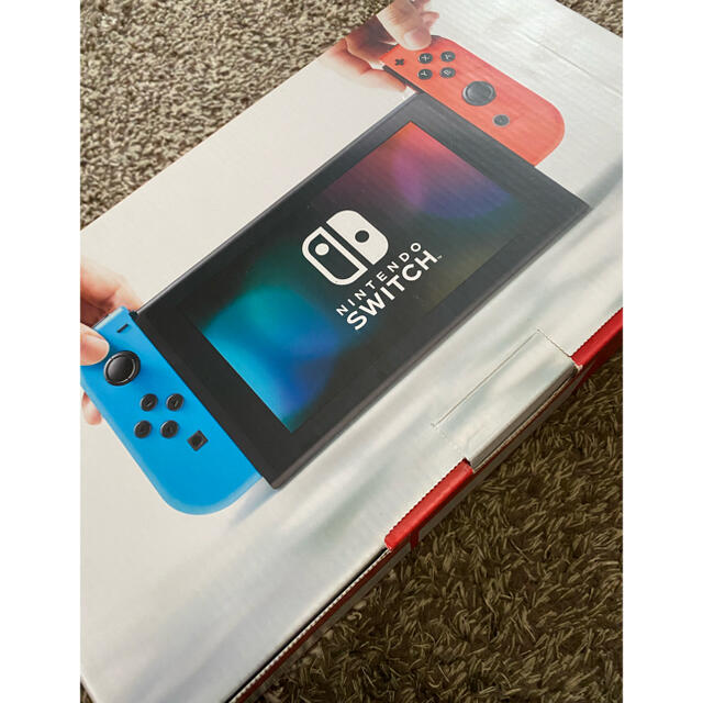 任天堂 Switch 本体