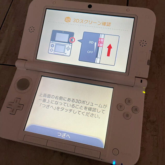 Nintendo3DS LL 4GのSDカード付き　箱付き美品 2