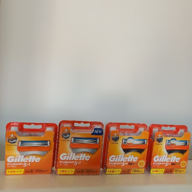 純正ジレット フュージョン5+1 替刃8B(8コ入)×4箱 clubpetschile.cl