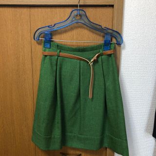 ☆値下げ【美品】ベルト付きスカート(ひざ丈スカート)