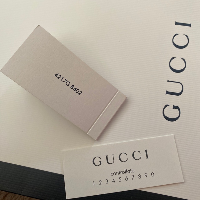 Gucci(グッチ)のGUCCI インターロッキングピアス新品未使用　付属品付属　両耳用 メンズのアクセサリー(ピアス(両耳用))の商品写真