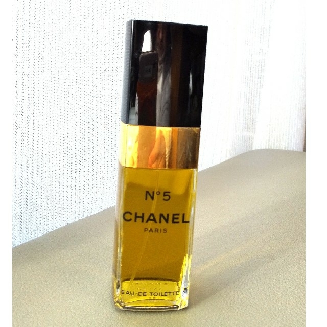 CHANEL(シャネル)の香水 CHANEL No.5 (シャネル 5番)100ml コスメ/美容の香水(香水(女性用))の商品写真