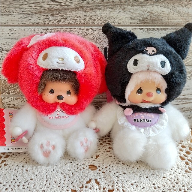 ≪*♡aya♡*様専用≫モンチッチ×サンリオコラボ ２体セット エンタメ/ホビーのおもちゃ/ぬいぐるみ(ぬいぐるみ)の商品写真