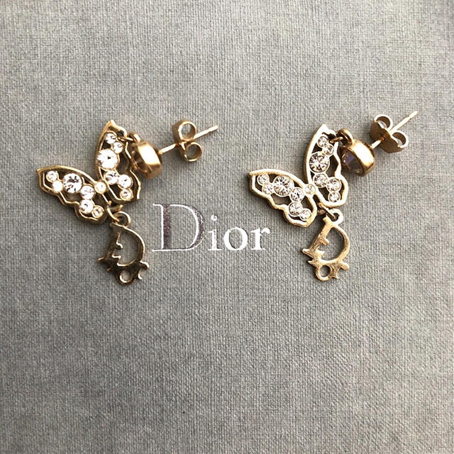 Dior バタフライピアス