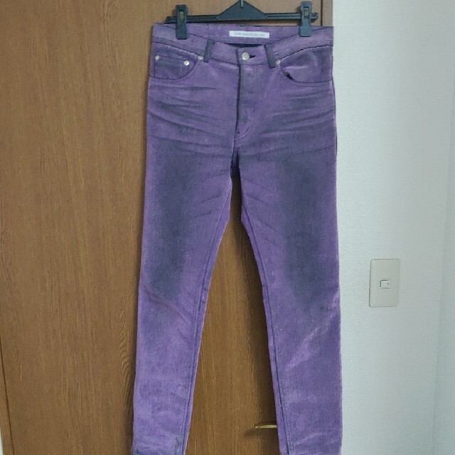 JOHN LAWRENCE SULLIVAN(ジョンローレンスサリバン)の《最安値》5POCKET FLOCKED DENIM PANTS /PURPLE メンズのパンツ(デニム/ジーンズ)の商品写真