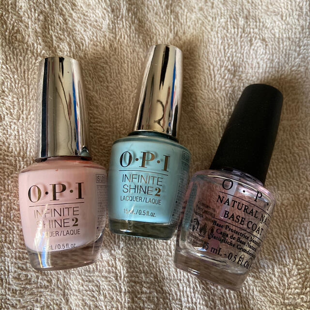 OPI(オーピーアイ)のO·P·I ベース＆カラーポリッシュ 3本セット コスメ/美容のネイル(マニキュア)の商品写真