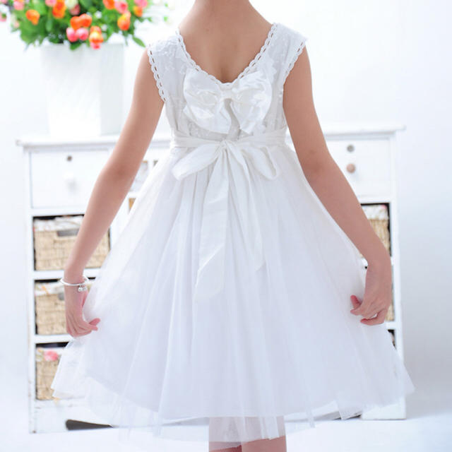 子供白ドレス130女の子礼服ワンピース ピアノ発表会洋服小学生140 150cmの通販 By Kids ラクマ 子供白ドレス130女の子礼服ワンピース ピアノ発表会洋服小学生140 150cmの通販 By Kids ラクマ