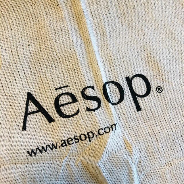 Aesop(イソップ)の未使用 イソップ 巾着 コスメ/美容のコスメ/美容 その他(その他)の商品写真