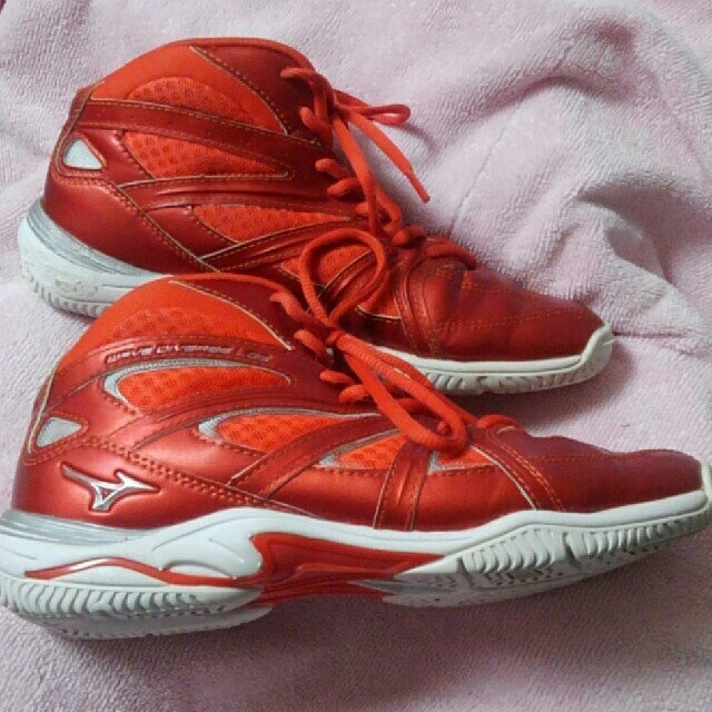 MIZUNO - ミズノ ウェーブダイバース 23.5cm の通販 by とわ's shop