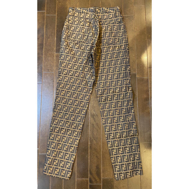 30インチ 美品 FENDI フェンディ ヴィンテージ ジーンズ ズッカ柄 30インチ 美品 FENDI フェンディ ヴィンテージ ジーンズ ズッカ柄