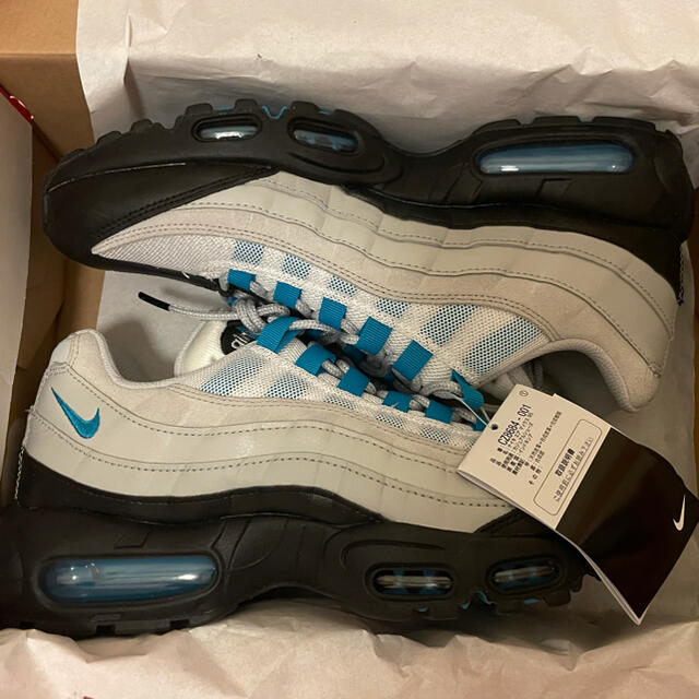 NIKE(ナイキ)のNIKE AIR MAX95 レーザーブルー CZ8684-001 エアマックス メンズの靴/シューズ(スニーカー)の商品写真