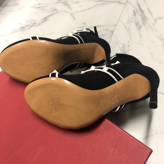 VALENTINO - 新品未使用☆Valentino スタッズ ショートブーツの VALENTINO - 新品未使用☆Valentino スタッズ ショートブーツの
