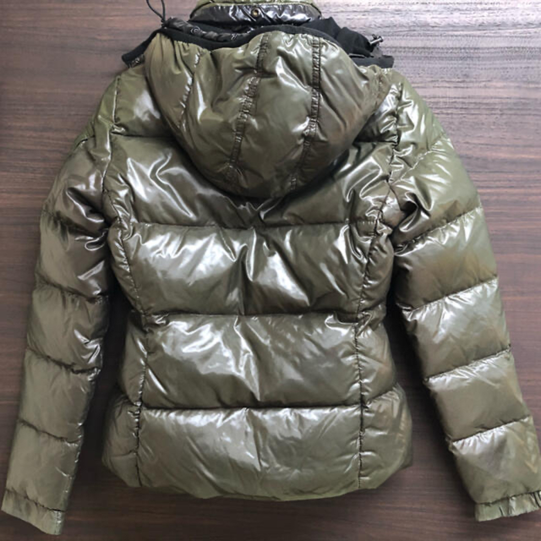 MONCLER(モンクレール)の正規品　モンクレール　ダウン　サイズ00 レディースのジャケット/アウター(ダウンジャケット)の商品写真