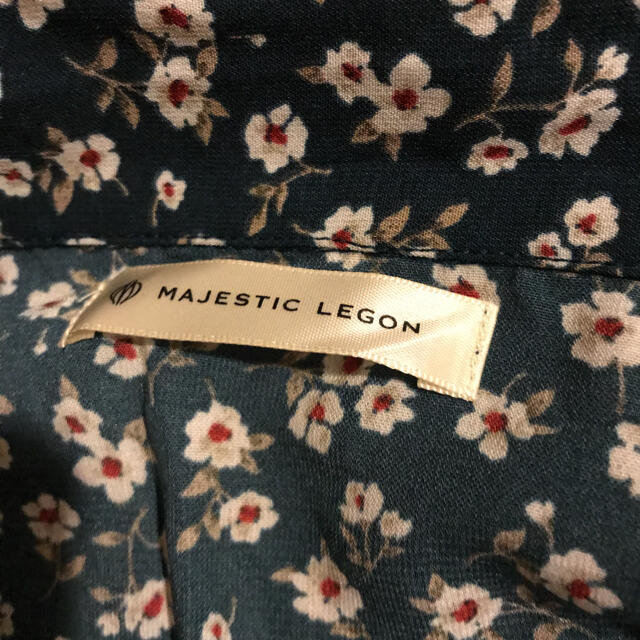 MAJESTIC LEGON(マジェスティックレゴン)のmajestic lagon 花柄シャツ レディースのトップス(シャツ/ブラウス(長袖/七分))の商品写真
