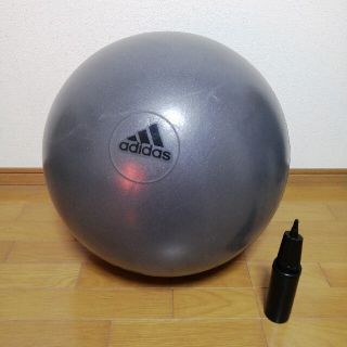 アディダス(adidas)のadidas ジムボール 65cm ADBL-11246 中古美品(トレーニング用品)