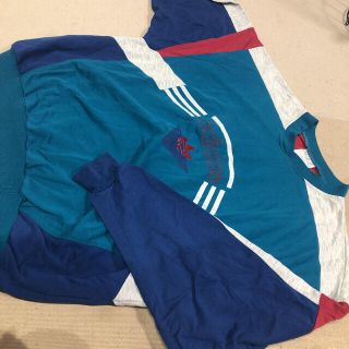 アディダス(adidas)のadidas トレーナー(スウェット)