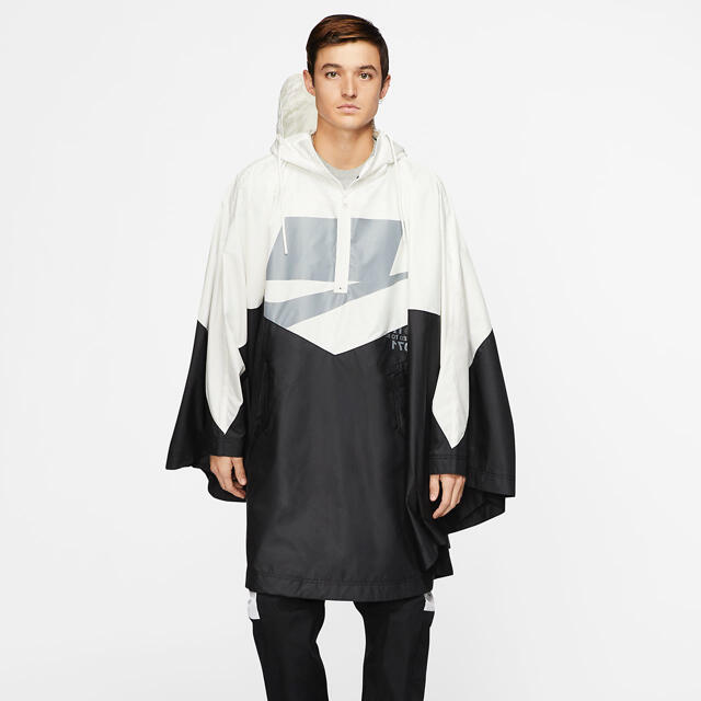 NIKE(ナイキ)の【新品】NIKE SPORTSWEAR NSW WINDRUNNER メンズのジャケット/アウター(ポンチョ)の商品写真