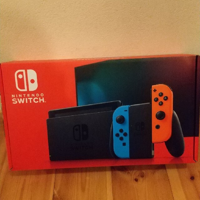 Nintendo Switch  Joy-Con(L)ネオンレッド/(R) ネオ