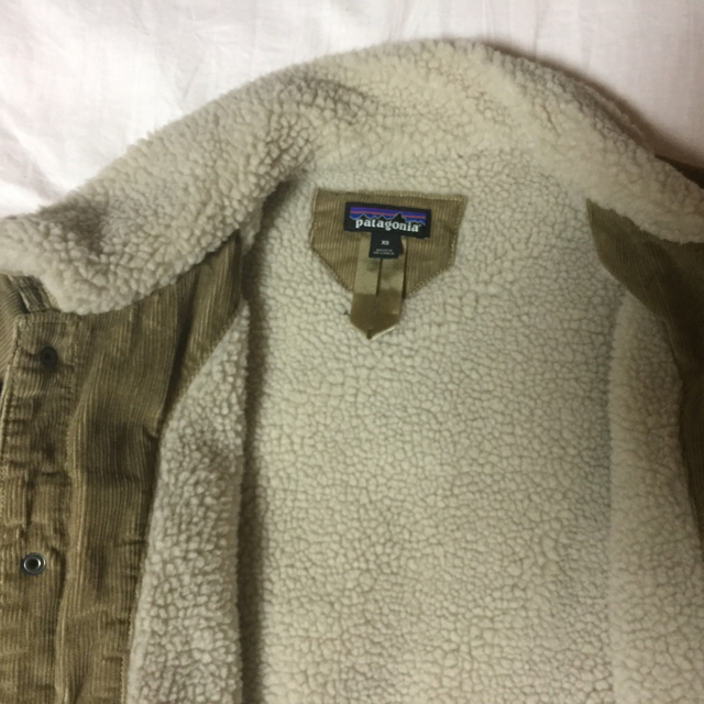 patagonia(パタゴニア)のpatagonia パタゴニア パイルラインド トラッカージャケット XS メンズのジャケット/アウター(Gジャン/デニムジャケット)の商品写真