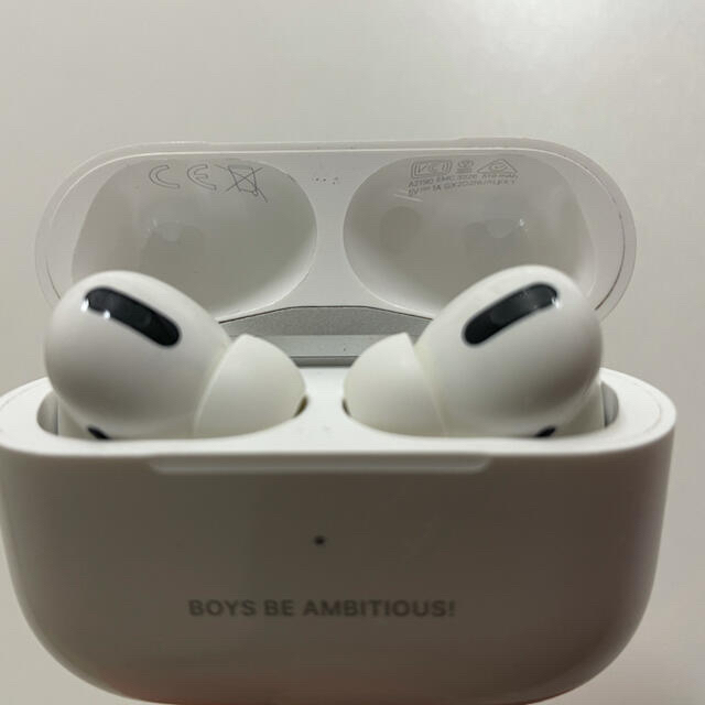 【返品送料無料】 Apple - エアーポッズ　AirPods pro 充電ケース　プロ充電器Apple国内正規品 ヘッドフォン/イヤフォン