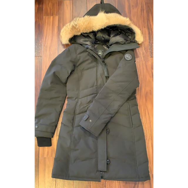 CANADA GOOSE(カナダグース)のカナダグース　LORETTE PARKA BLACK LABEL レディースのジャケット/アウター(ダウンコート)の商品写真