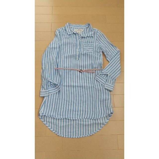 H&M(エイチアンドエム)のH&M女の子 ワンピース130cm キッズ/ベビー/マタニティのキッズ服女の子用(90cm~)(ワンピース)の商品写真