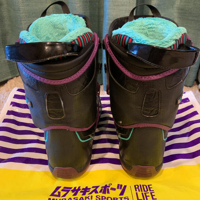 SALOMON(サロモン)の❤️期間限定価格❤️サロモン　ボードブーツ　デザインも可愛いレディース レディースの靴/シューズ(ブーツ)の商品写真