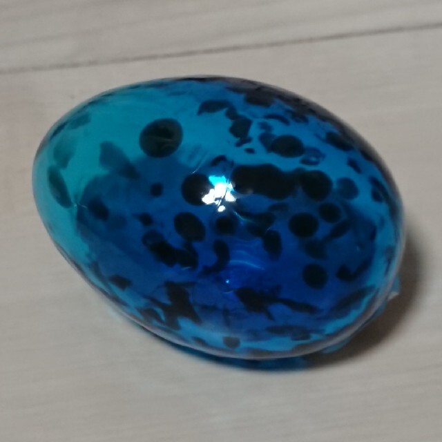 iittala(イッタラ)のAno egg 80x50mm turquoise エンタメ/ホビーの美術品/アンティーク(彫刻/オブジェ)の商品写真