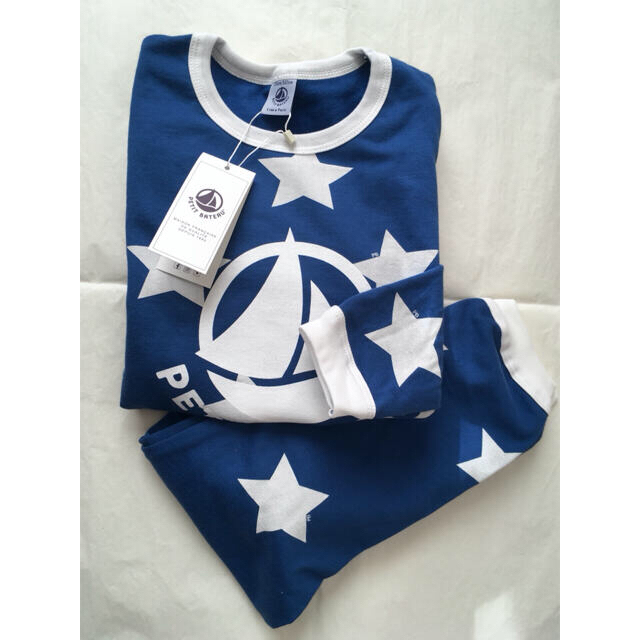 PETIT BATEAU(プチバトー)の専用  おまとめ  新品 プチバトー  10ans  12ans  パジャマ キッズ/ベビー/マタニティのキッズ服男の子用(90cm~)(パジャマ)の商品写真