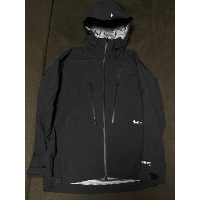 BURTON(バートン)のAK457 Guide Jacket Black BURTON (M) メンズのジャケット/アウター(ナイロンジャケット)の商品写真