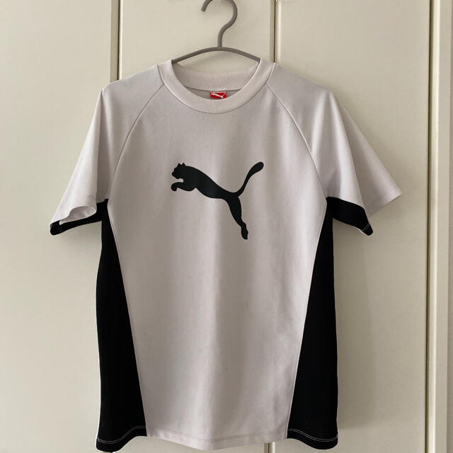 PUMA(プーマ)のPUMAプーマ　Ｔシャツ黒、緑　２枚　160 キッズ/ベビー/マタニティのキッズ服男の子用(90cm~)(Tシャツ/カットソー)の商品写真