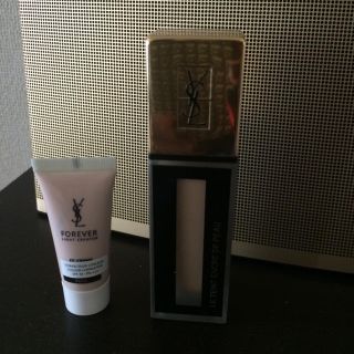 イヴサンローランボーテ(Yves Saint Laurent Beaute)のYSLファンデ(ファンデーション)