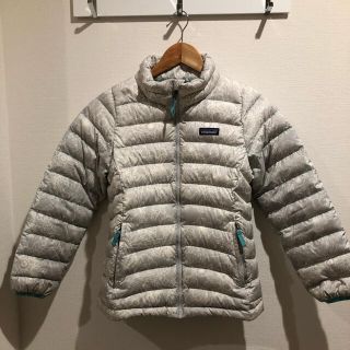 パタゴニア(patagonia)のパタゴニア　ダウンジャケット　kids  Mサイズ(10)(ジャケット/上着)