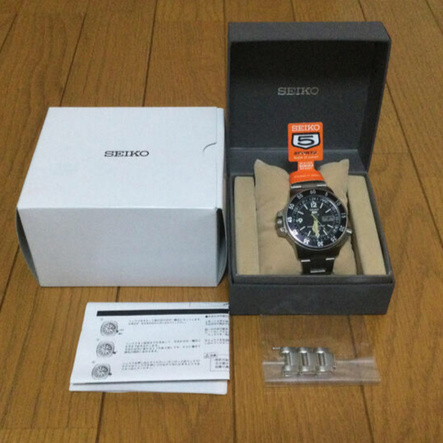 SEIKO5 SPORTS ブラックアトラス [Ref.SKZ211J1]