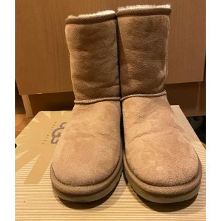 アグ(UGG)のUGG ムートンブーツ(ブーツ)