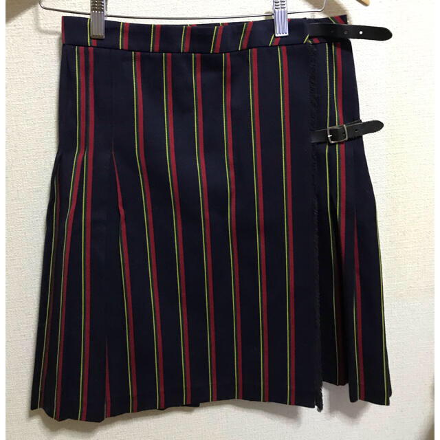 UNITED ARROWS(ユナイテッドアローズ)のUNITED ARROWS PINKLABEL ユナイテッドアローズ　イギリス製 レディースのスカート(ひざ丈スカート)の商品写真