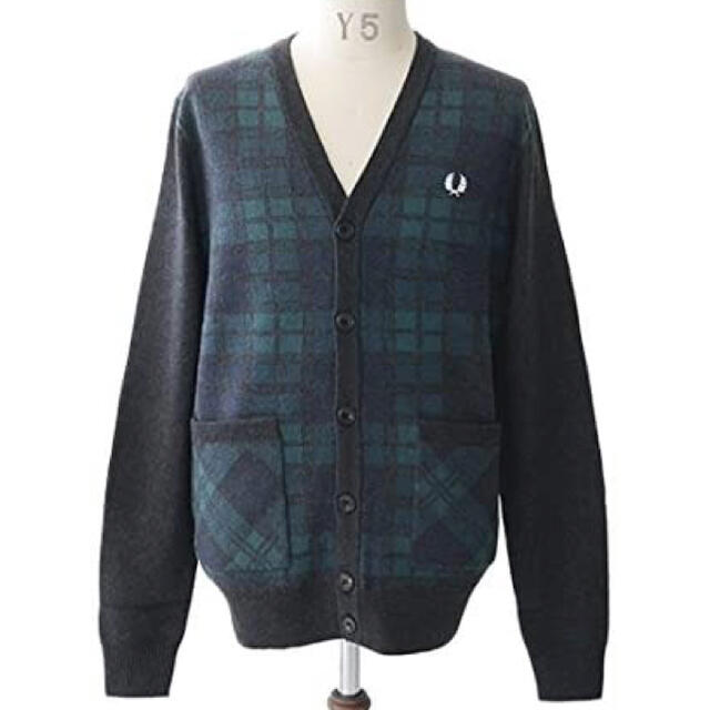 FRED PERRY(フレッドペリー)のフレッドペリー　カーディガン　Sサイズ メンズのトップス(カーディガン)の商品写真