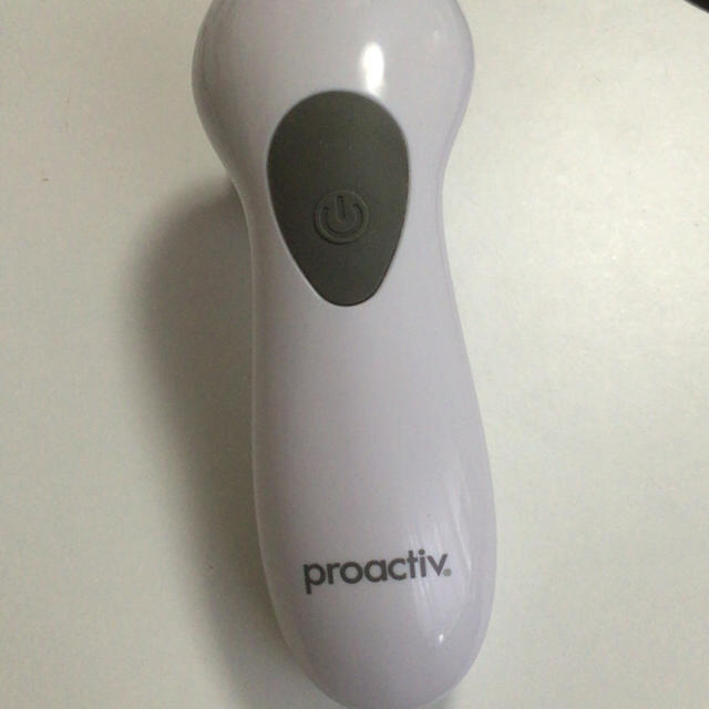 proactiv(プロアクティブ)のプロアクティブ洗顔ブラシ コスメ/美容のスキンケア/基礎化粧品(その他)の商品写真