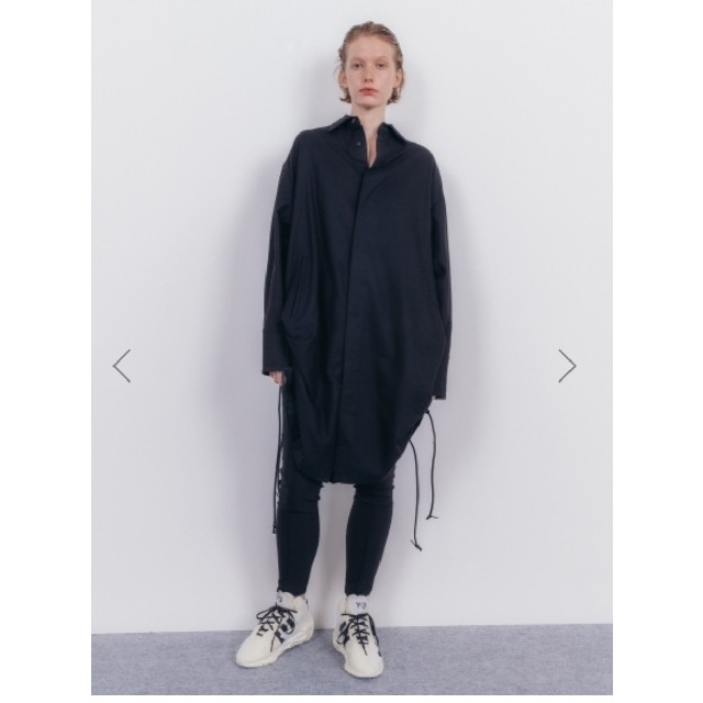 Y-3(ワイスリー)の即完売 美品 Y-3 シャツ トップス レディースのトップス(ニット/セーター)の商品写真