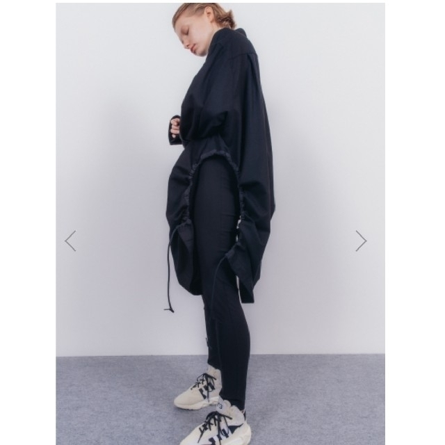 Y-3(ワイスリー)の即完売 美品 Y-3 シャツ トップス レディースのトップス(ニット/セーター)の商品写真