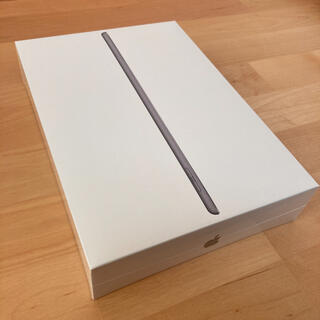 アイパッド(iPad)の新品未開封 iPad 第8世代 Wi-Fiモデル 128GB スペースグレイ(タブレット)