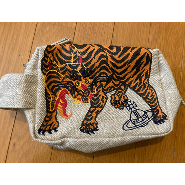 www.haoming.jp - Vivienne Westwood 美品 スマホホルダー
