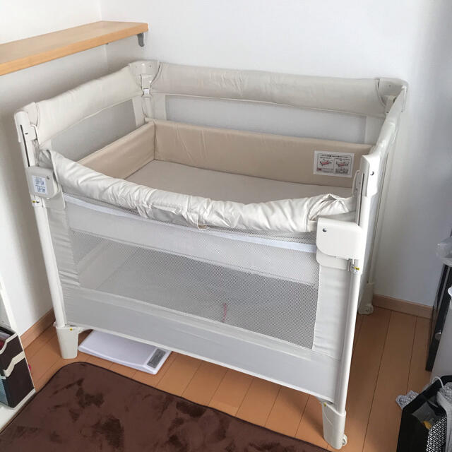 低価格販売 アップリカ ココネルエアー Aprica ベビーベッド
