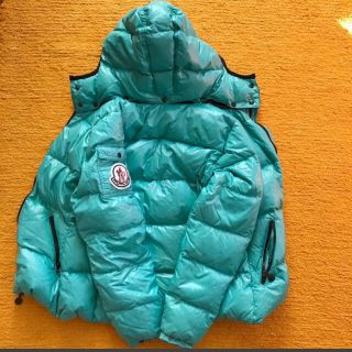 モンクレール(MONCLER)の【専用】モンクレール　MONCLER/レディース/00/フード付きダウン(ダウンジャケット)