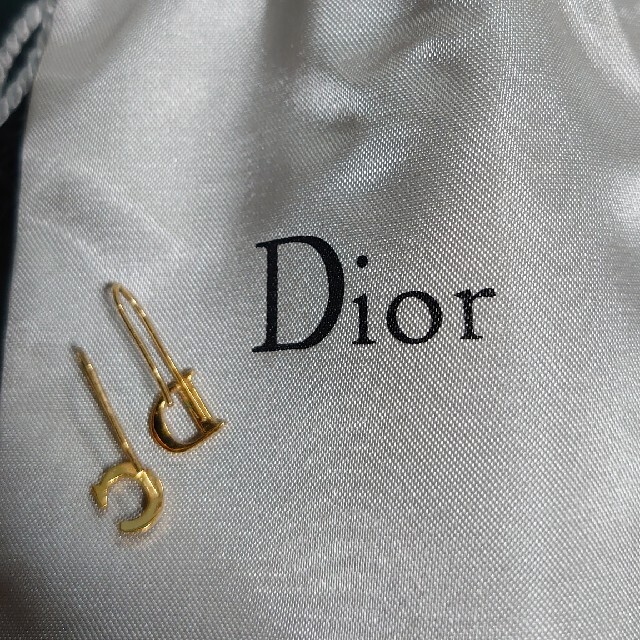 Christian Dior(クリスチャンディオール)の専用 レディースのアクセサリー(ピアス)の商品写真