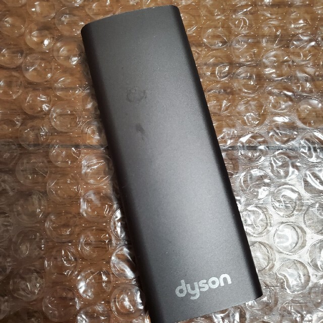 Dyson(ダイソン)のダイソン加湿器リモコンのみ　傷あり　 スマホ/家電/カメラの生活家電(加湿器/除湿機)の商品写真